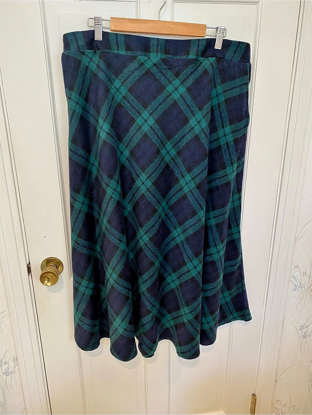 Tanming  Plaid Midi Skirt in Blue & Green 2X/XXL